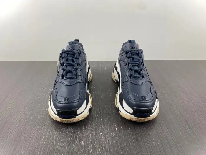 Rep TBK BLCG TRIPLE S SNEAKER 536737 W2FAD 4197 0131