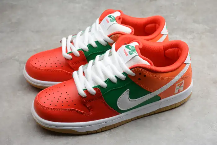 Cheap TBK Nike SB Dunk Low 7 Eleven CZ5130-600 0125