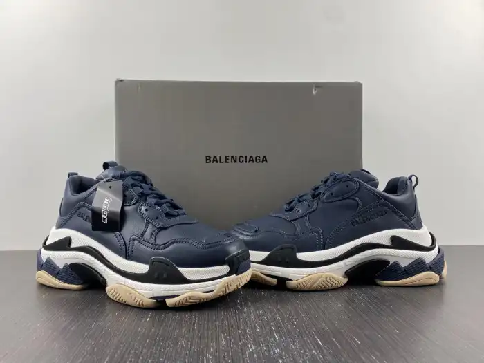 Rep TBK BLCG TRIPLE S SNEAKER 536737 W2FAD 4197 0131