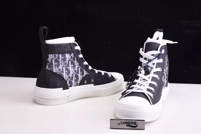 Rep TBK DR B23 High Top Oblique Sneaker Black & White 0120