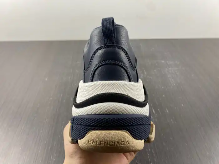 Rep TBK BLCG TRIPLE S SNEAKER 536737 W2FAD 4197 0131