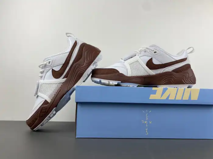 Reps TBK Travis Scott x Nike Zoom Field Jaxx Light Chocolate HQ3073-100 0125