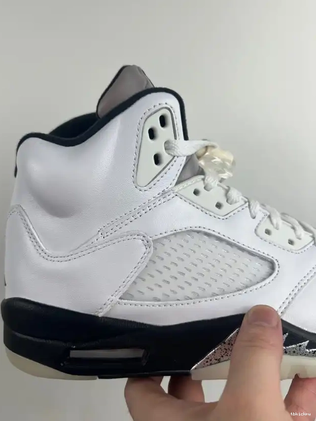 Reps TBK DD0587-110 RETRO 5 JORDAN AIR 'WHITE BLACK' 0226