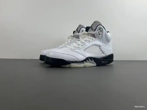 Reps TBK DD0587-110 RETRO 5 JORDAN AIR 'WHITE BLACK' 0226