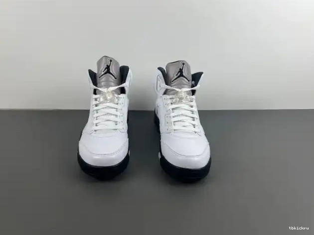 Reps TBK DD0587-110 RETRO 5 JORDAN AIR 'WHITE BLACK' 0226